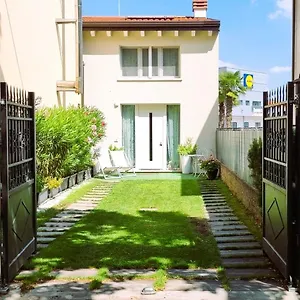 Casa vacanze Joy - Delux, Verona